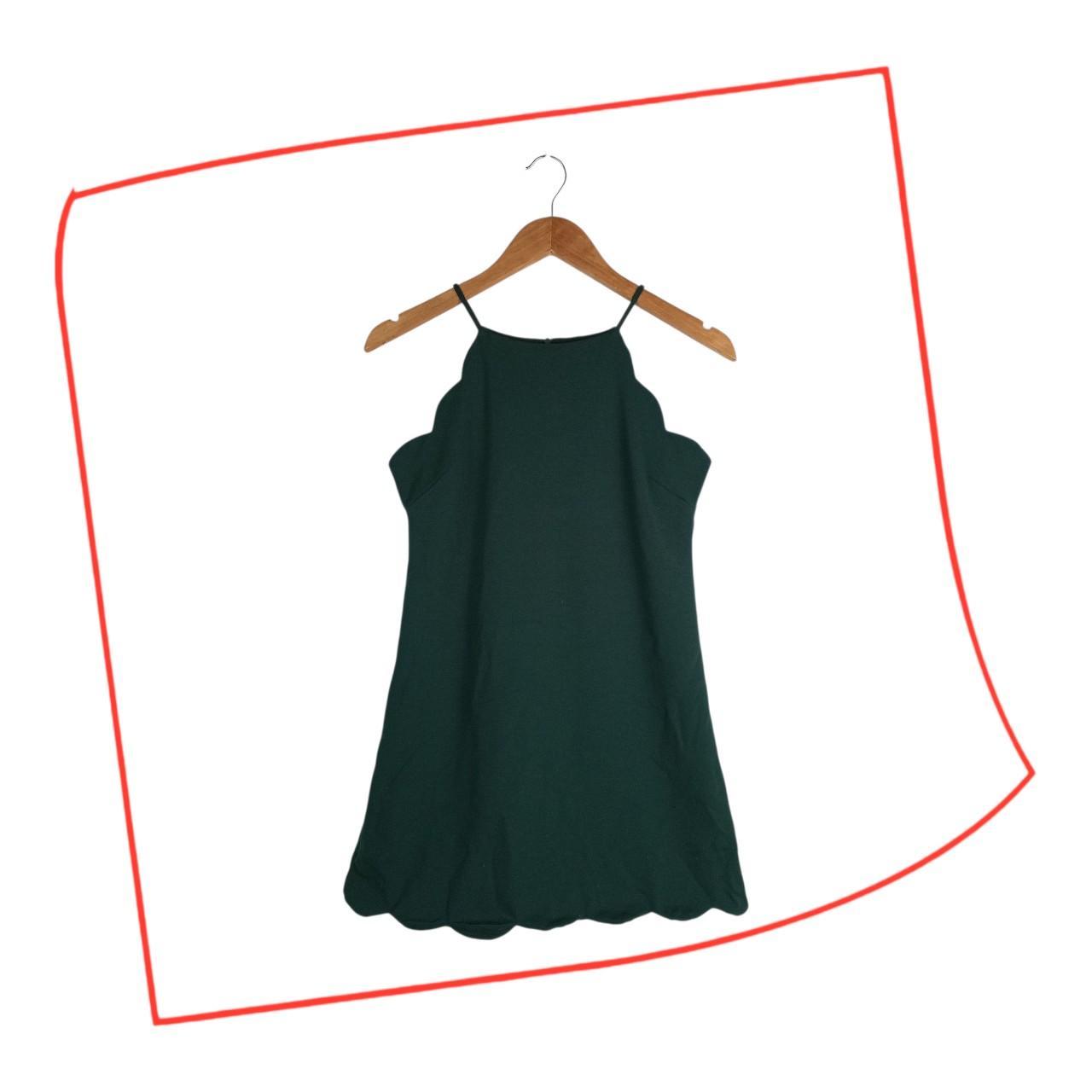 Crop Top | Women Small Emerald Green Scalloped Halter Top