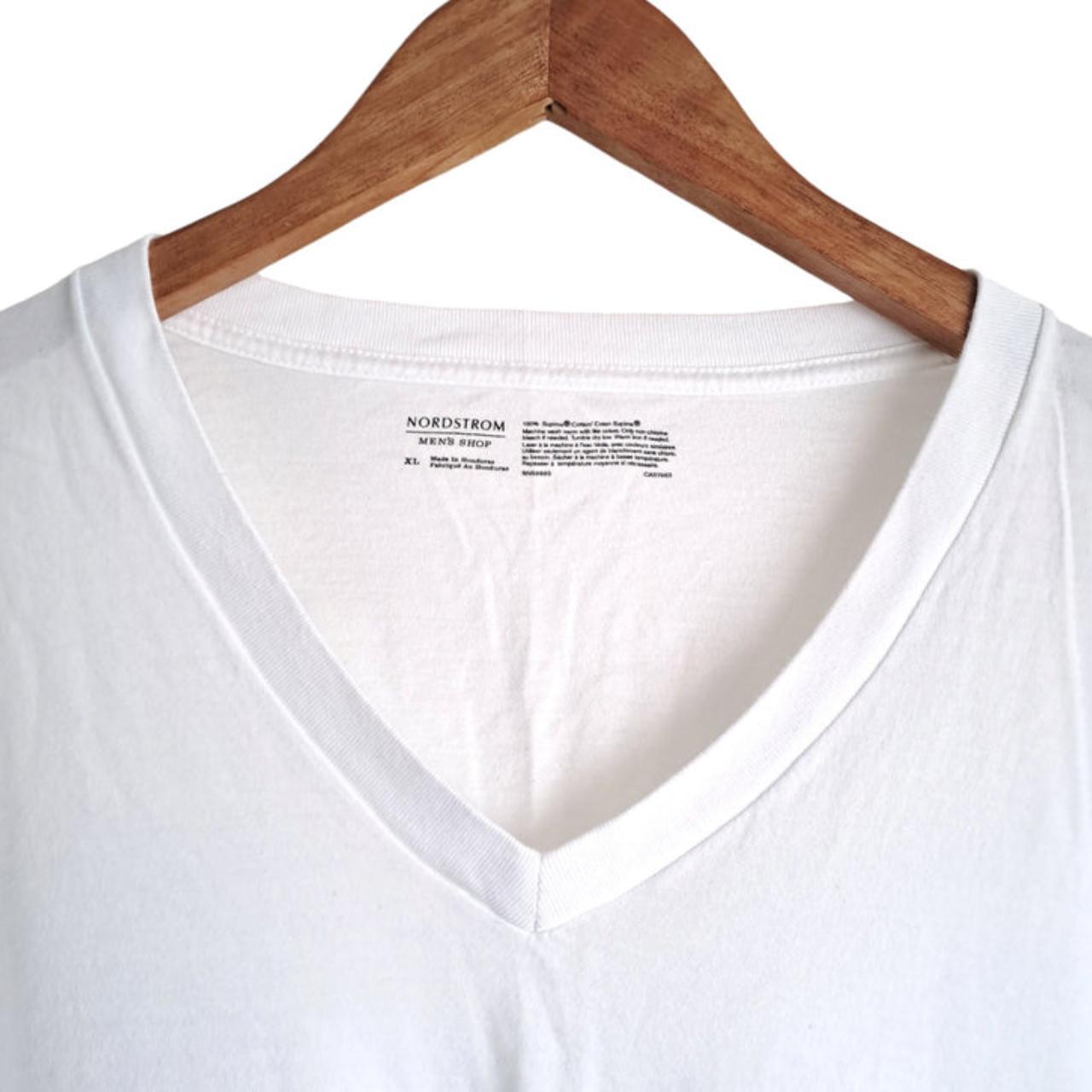 T-shirt | Men XL White V-neck Nordstrom Shirt