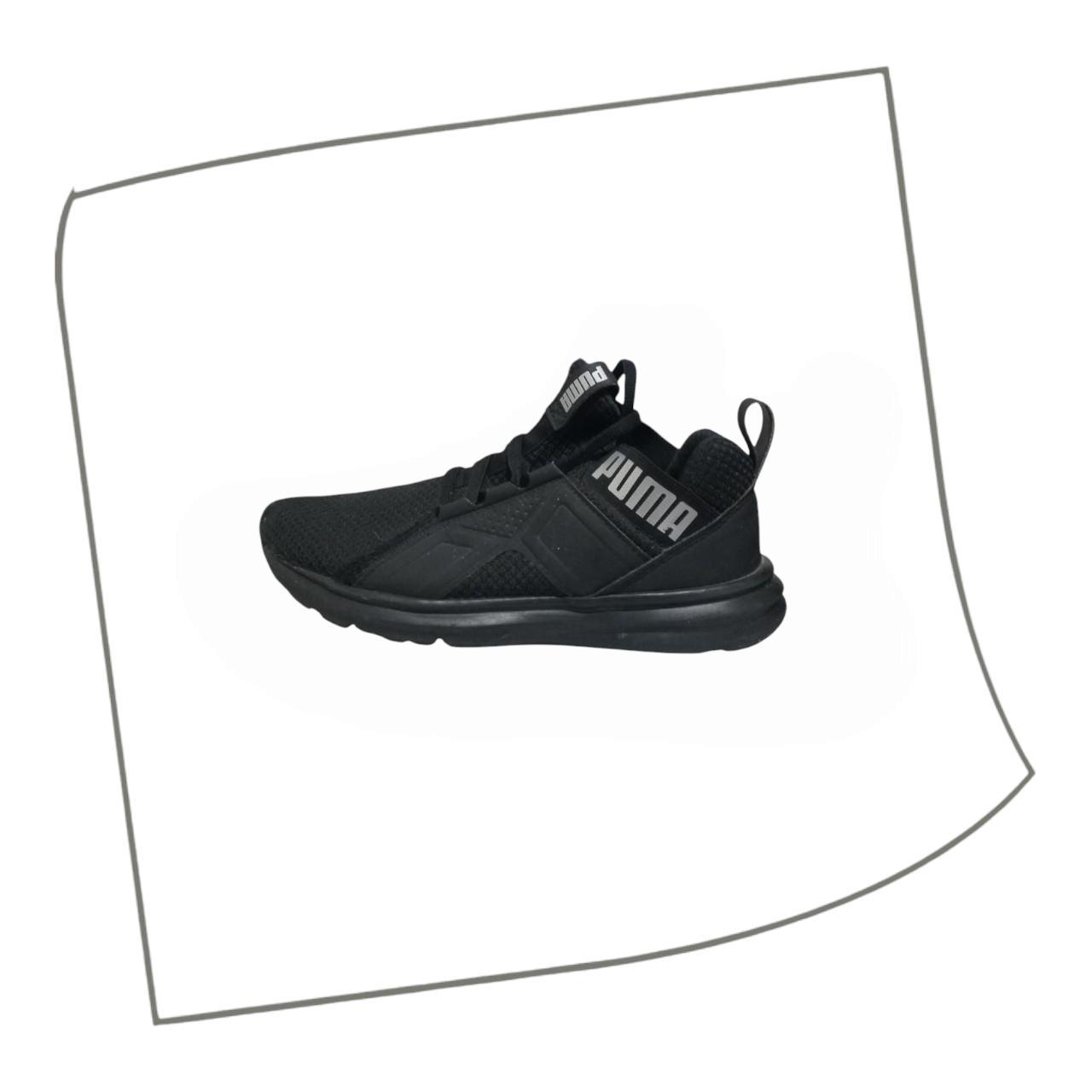 Footwear | Unisex UK4 Puma Black Trainers
