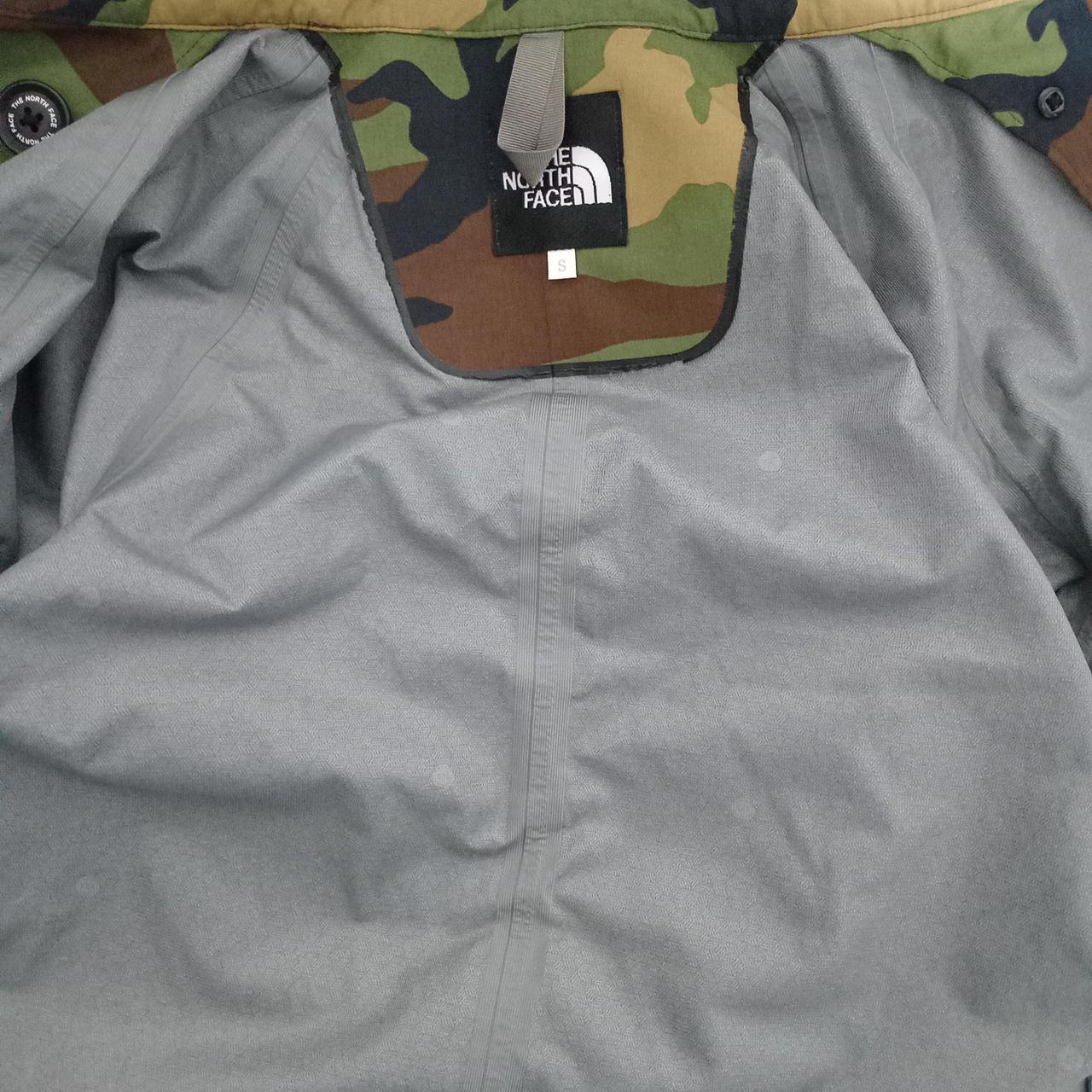 Jacket | Women Size 8 Men XS North Face Camouflage Water Resistant Coat