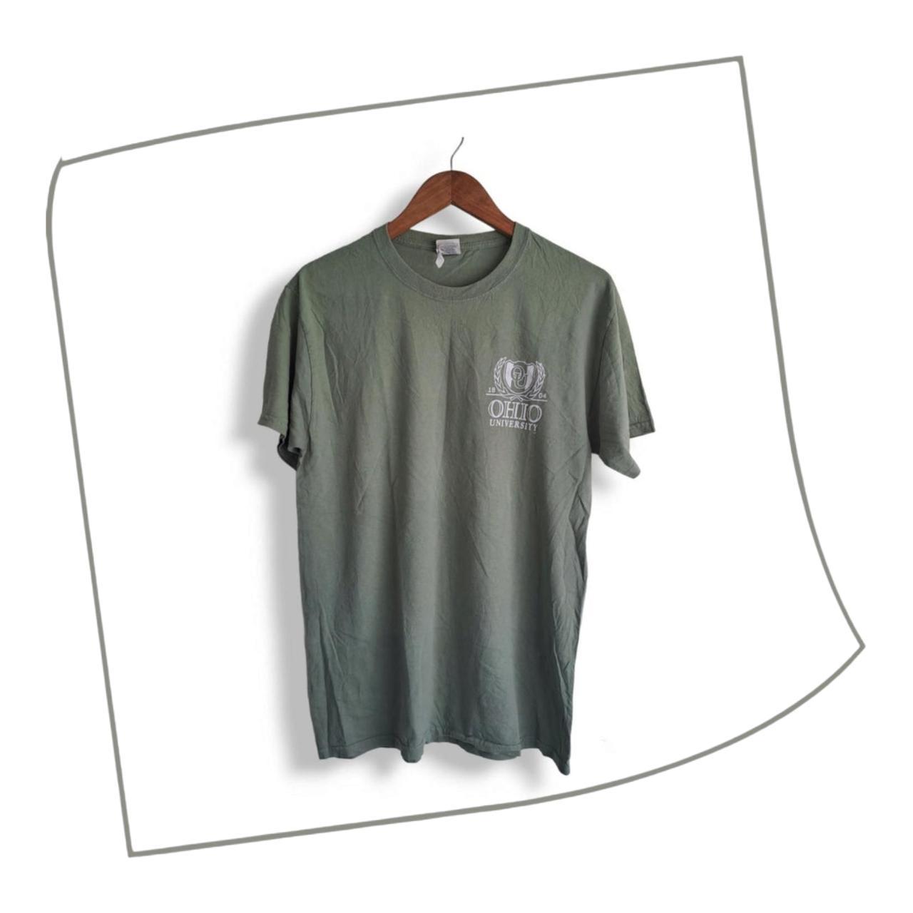 T-shirt | Women Medium Men Small Uni of Ohio Shirt