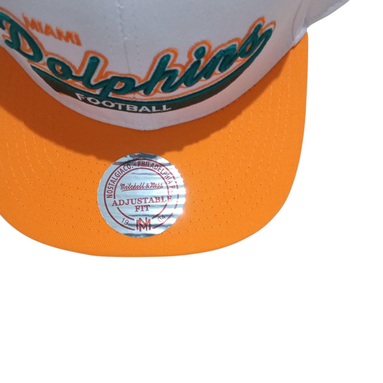 Headgear | Miami Dolphins Mitchell & Ness Snapback Cap