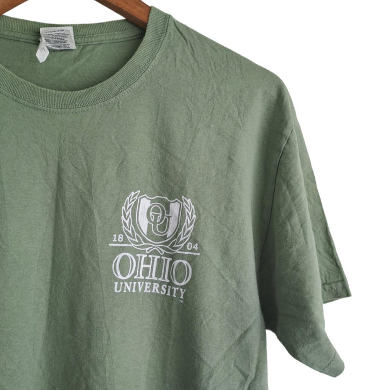 T-shirt | Women Medium Men Small Uni of Ohio Shirt