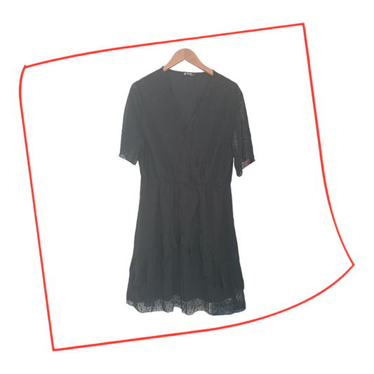 Dress | Women XL Black Dotted Chiffon Overlay