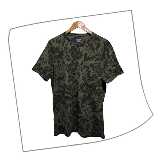 T-shirt | Men Large Women XL Beautiful Green Floral Shirt