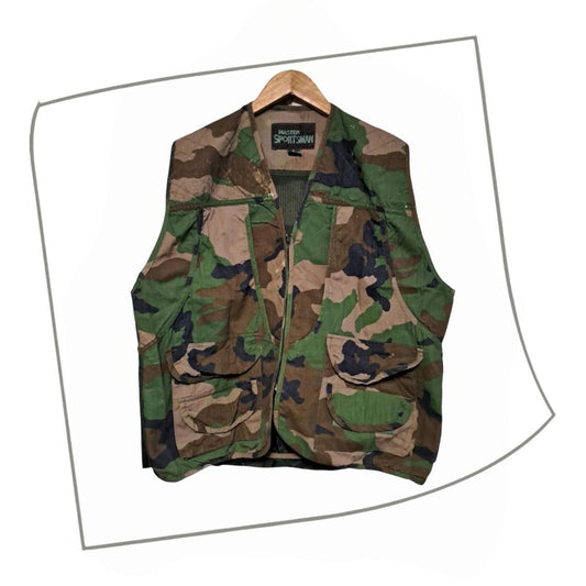 Vest | Men XL Master Sportsman Woodland Camouflage Hunting Vest