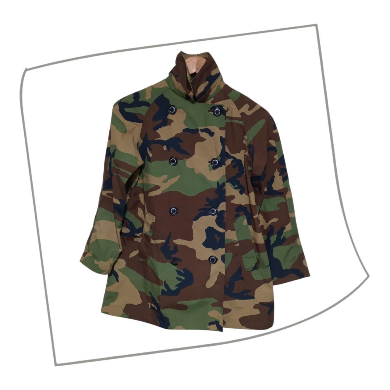 Jacket | Women Size 8 Men XS North Face Camouflage Water Resistant Coat