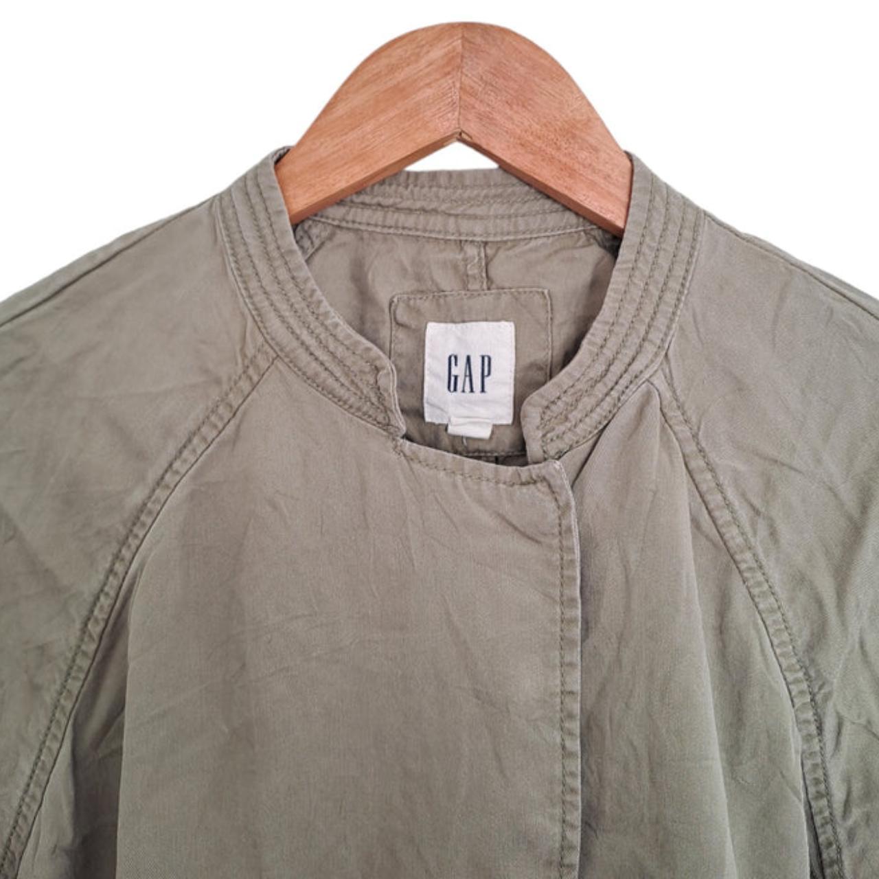 Jacket | Women XL Gap Lightweight Top